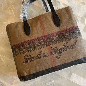 Burberry Tote